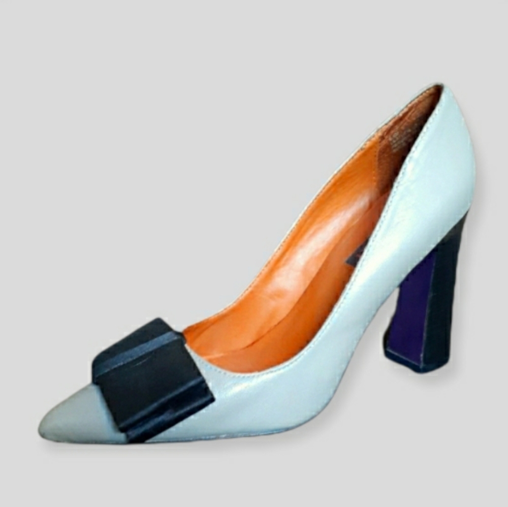 Mojo Moxy Heels